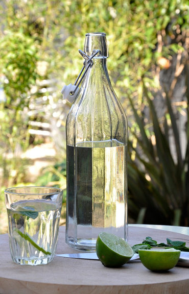Water Bottle: French Table Style