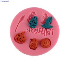 Silicone Mould: 7 motifs - Spooky Halloween title , 4 Pumpkins, Witch's Hat, Broom