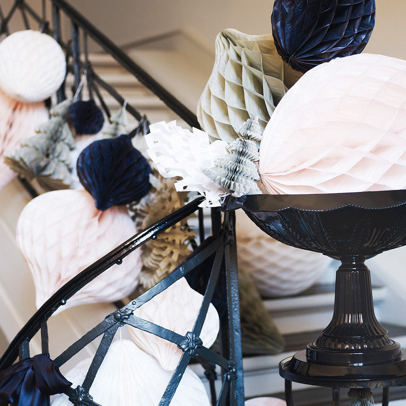 Miss Etoile Honeycomb Drop: White