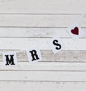 Bunting: Mrs & Mrs Red Hearts Square - Rustic Wedding Style