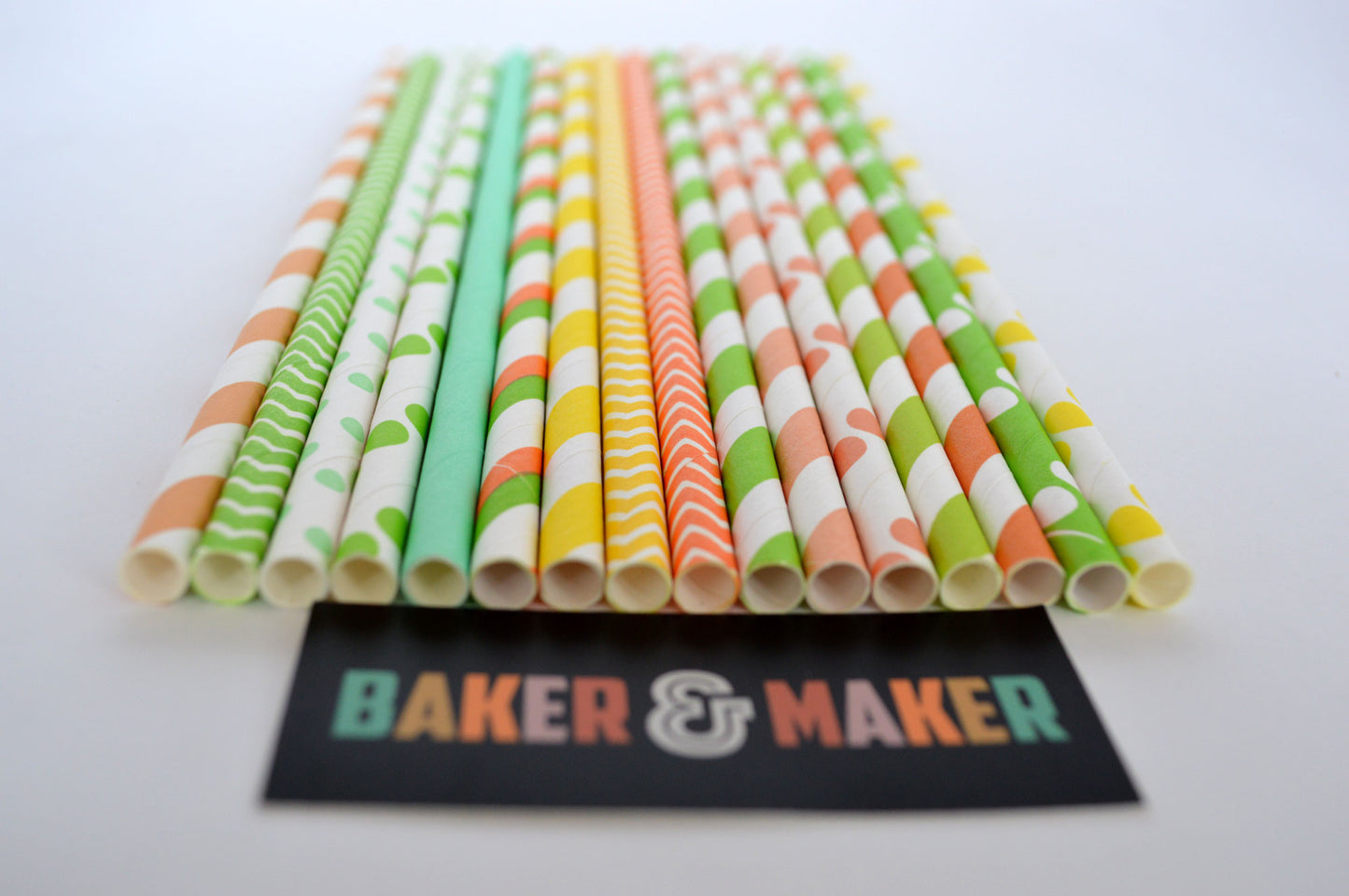 Straws: Diagonal Stripes - Packs of 25